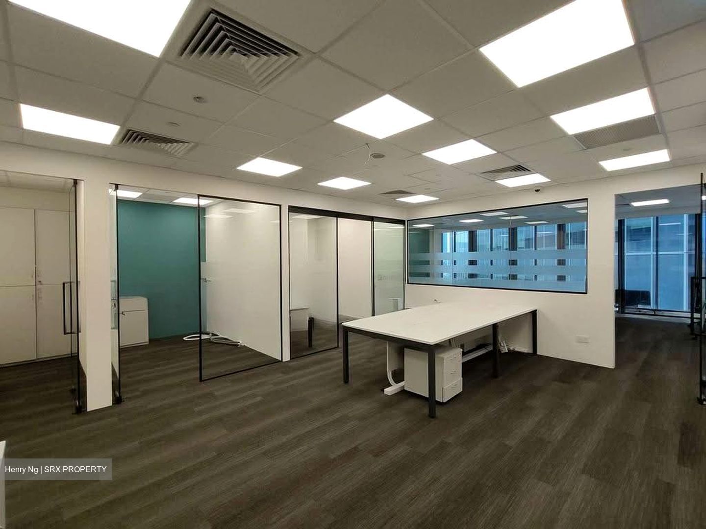 Chevron House (D1), Office #614478721